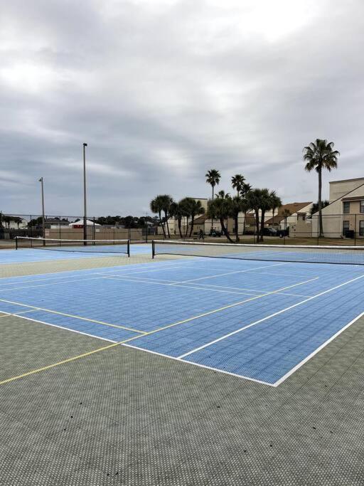 Lazy Palm 4 Pools Short Walk To Beach! Sleeps 5! Apartment Panama City Beach