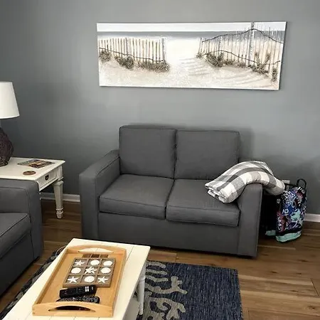 Lazy Palm 4 Pools Short Walk To Beach! Sleeps 5! Panama City Beach Exterior photo